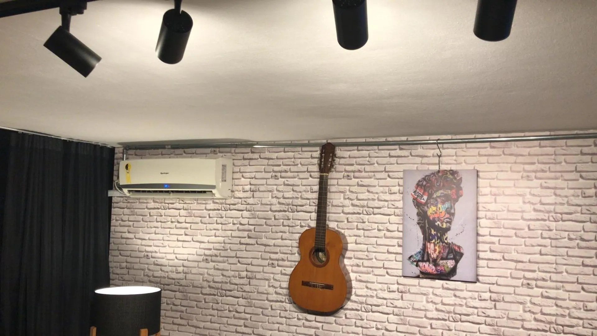 Sampa Sky Lounge Aps Modernos E Completos Com Vista Privilegiada No Predio Mais Alto De Sp Sao Paulo Brazil